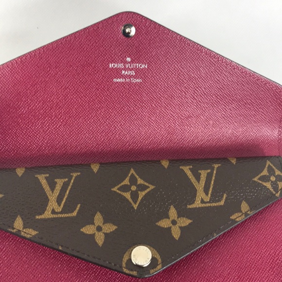 💄Gorgeous💄Louis Vuitton epi wallet - Picture 6 of 15